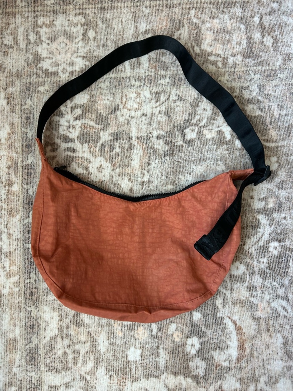 Baggu medium crescent